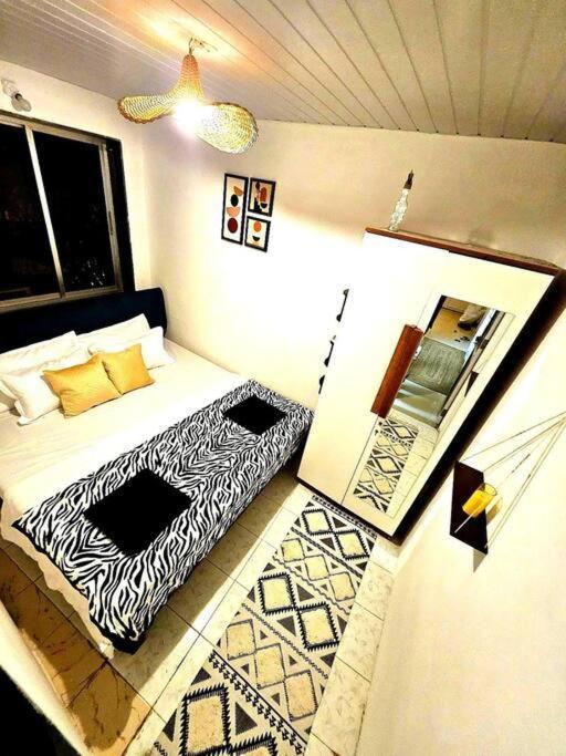 The Pali Nook, Cozy Bandra Escape Apartament Bombaj