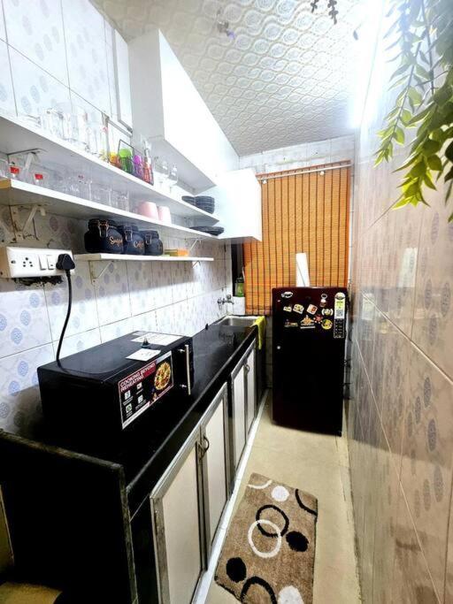 The Pali Nook, Cozy Bandra Escape * Bombaj